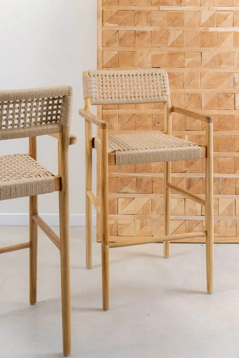 Banqueta en teca y fibra loom en Beige - Butacas, banquetas y puffs, Uruguay | Entrecasa, vista 2
