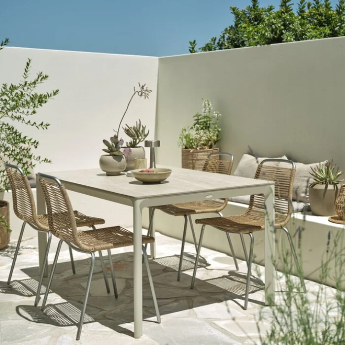 Mesa de jardín KUMLA A95xL150 beige en Beige - Muebles para el exterior, Uruguay | JYSK, vista 2