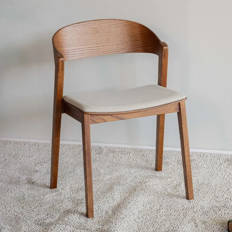 Silla Abilita / Beige en Madera natural - Sillas, Uruguay | Fábrica Italiana