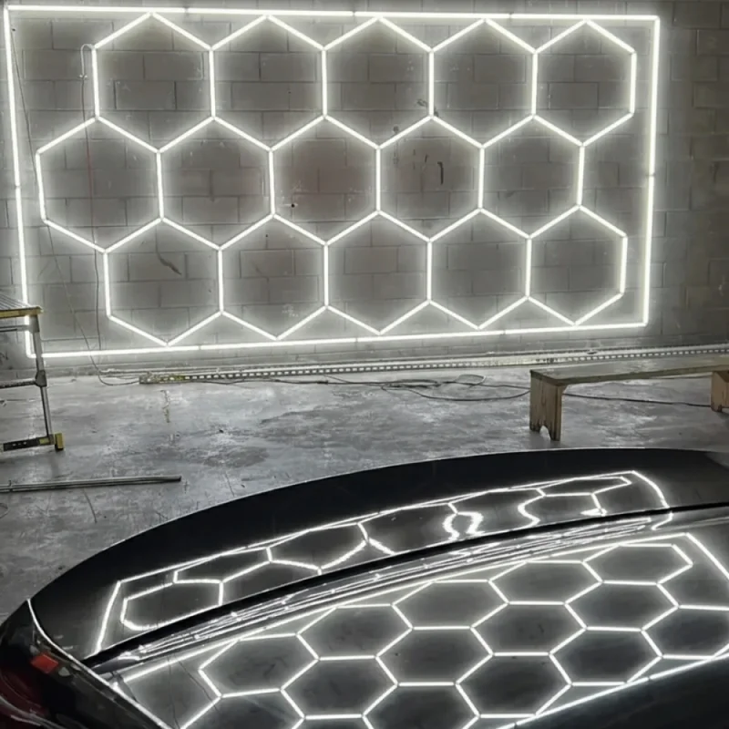 Luminaria De Techo Hexagonal T5 Fria en Blanco - Lámparas colgantes, Uruguay | Serlux, vista 4