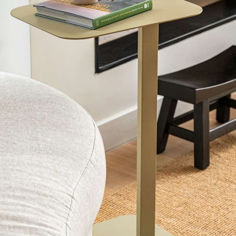 MESA AUXILIAR HIERRO - CALIZA en Beige - Mesas de living, Uruguay | La Iberica