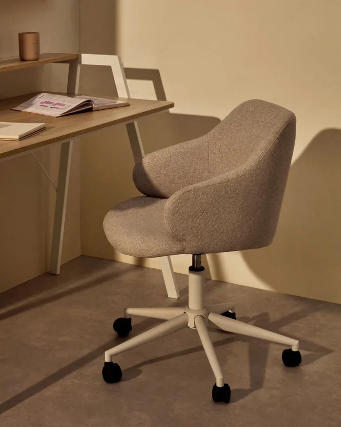 Silla de escritorio Einara - gris claro en Gris - Escritorios y sillas de escritorio, Uruguay | Kavehome, vista 2