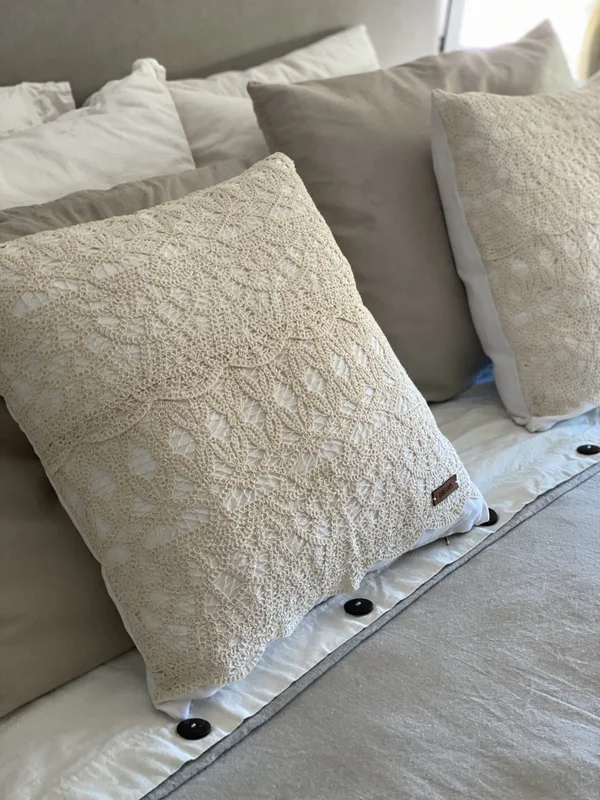 Almohadón Crochet – 50×50 en Beige - Textiles, Uruguay | Dreams On Time, vista 12