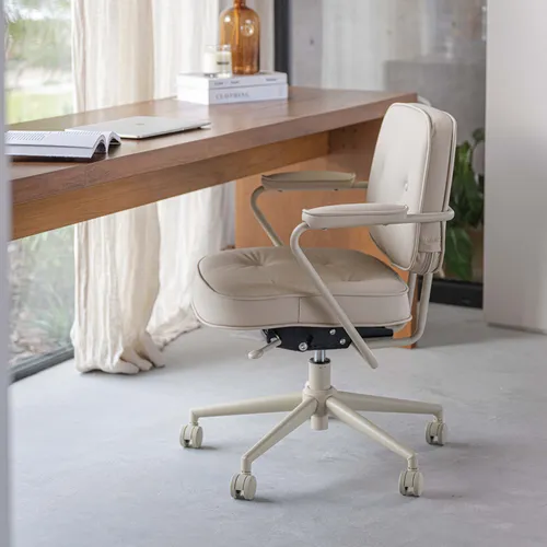 Silla de escritorio Lorenza - Beige en Beige - Sillas, Uruguay | Walnut