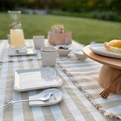 Kit desayuno con vaso de cerámica, apoya cucharas, plato y cucharita en Beige - Decoración, Uruguay | Dreams On Time, vista 25