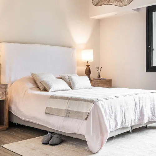 RESPALDO ALMA - LINO BLANCO - 1.70 MTS en Blanco - Respaldos de cama, Uruguay | La Iberica