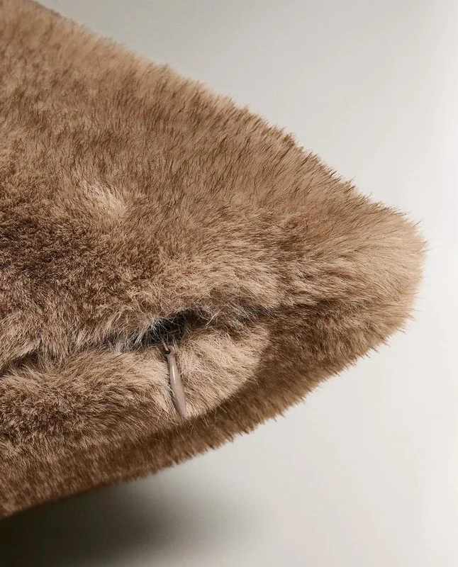 FUNDA COJÍN PELO en Marrón - Textiles, Uruguay | Zara Home, vista 5