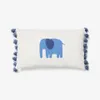 Almohadón Tandani de algodón beige con elefante bordado azul 30 x 50 cm en Blanco - Textiles, Uruguay | Kavehome, vista 1 de 4