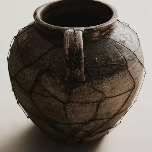JARRÓN TERRACOTA ENREJADO en Terracota - Jarrones, Uruguay | Zara Home