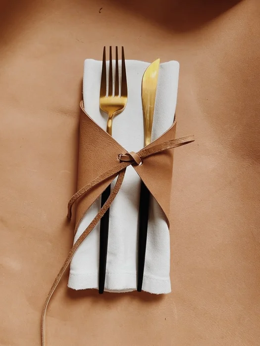 Set de Servilletero Rombo en Cuero – Kit x6 en Blanco - Textiles, Uruguay | Dreams On Time