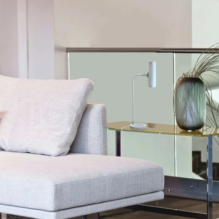 Lámpara de Mesa Córcega Blanco en Blanco - Lámparas de mesa, Uruguay | Serlux, vista 2