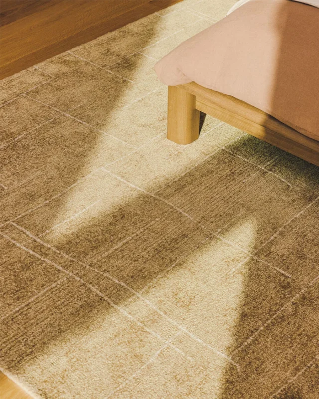 Alfombra Eloda de lana y viscosa mostaza - 160 x 230 cm en Amarillo - Alfombras, Uruguay | Kavehome, vista 3