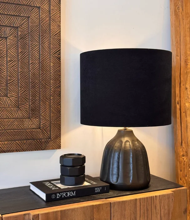 L.MESA ZULLY 40X28 GLIMMER BRONZE en Negro - Lámparas de mesa, Uruguay | Más Infinito Casa