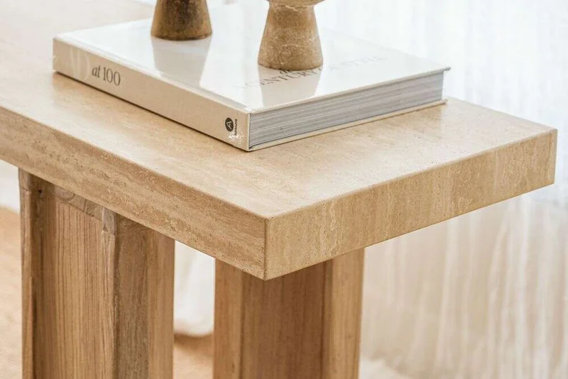MESA DE ARRIMO / CONSOLA TRAVERTINO - 1.80 MTS en Madera natural - Bibliotecas, Uruguay | La Iberica, vista 9