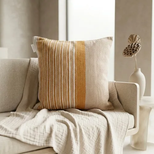 Almohadón Algodón Raya Beige y Tostado Cuadrado en Beige - Textiles, Uruguay | Indrana