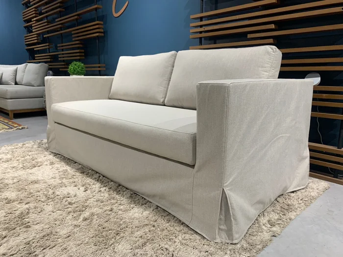 Sofá Mónaco con Funda Desmontable (190cm) – Beige en Madera natural - Sillones y sofás, Uruguay | Berna Home, vista 6