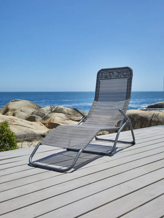 Reposera KALMAR 60x168 gris en Gris - Muebles para el exterior, Uruguay | JYSK, vista 2