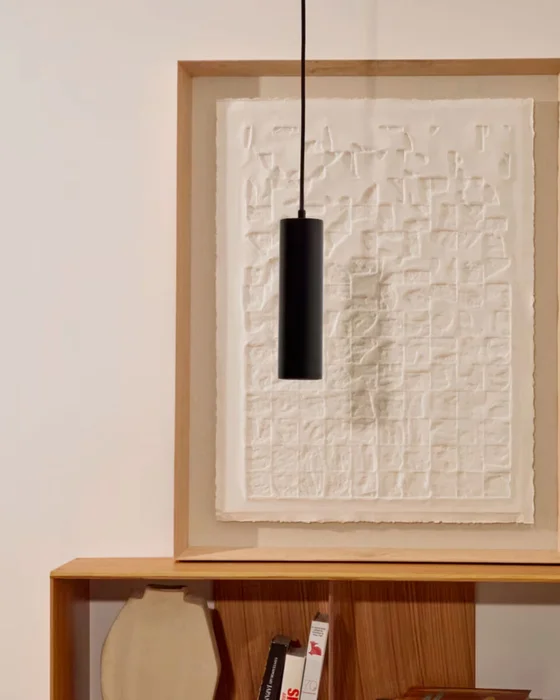 Lámpara de techo Andia de aluminio con acabado - pintado en negro en Negro - Lámparas colgantes, Uruguay | Kavehome, vista 2