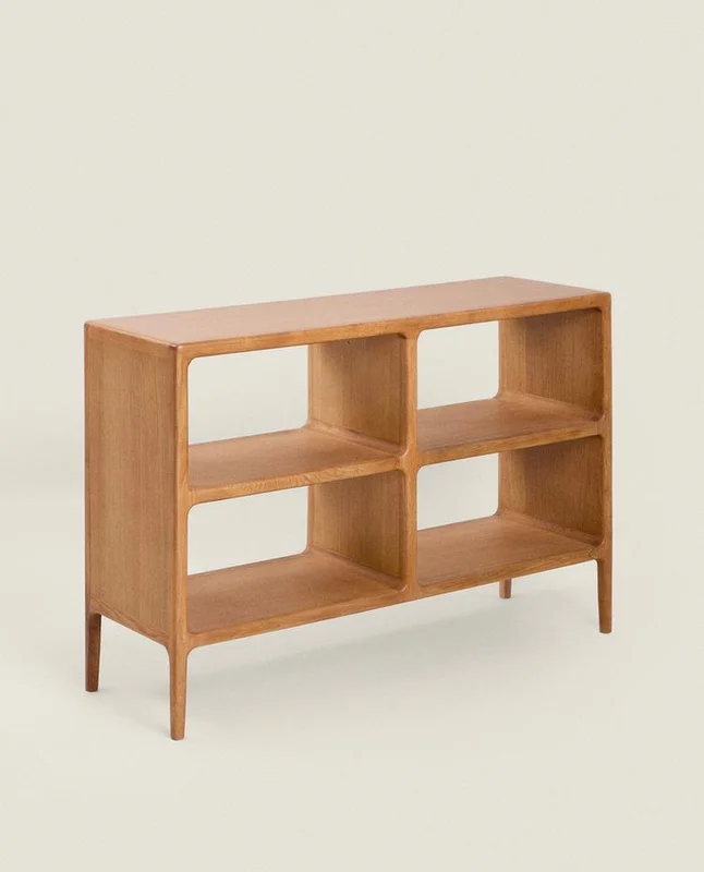 APARADOR ROBLE MIEL MEDIANO en Madera natural - Bibliotecas, Uruguay | Zara Home, vista 3