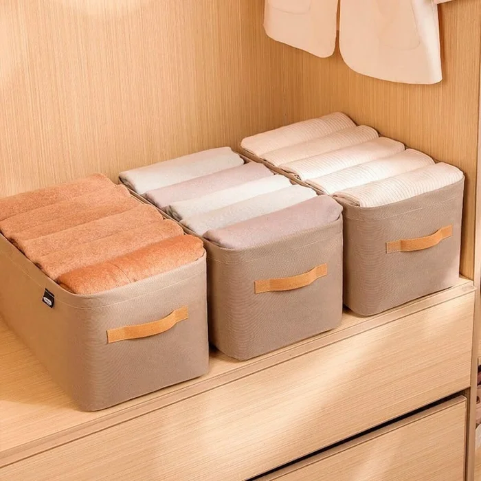 Caja de almacenamiento organizador de ropa 48cm - Marrón en Caqui - Canastos, Uruguay | Buho Store, vista 2