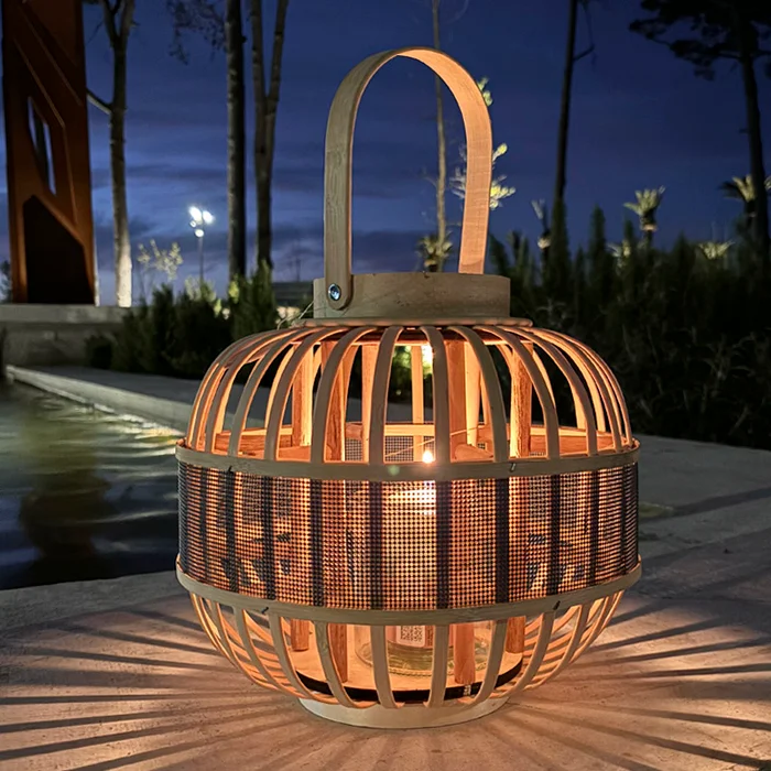 Fanal para vela Butan en Bambú en Madera natural - Muebles para el exterior, Uruguay | Alta Gracia Deco, vista 3