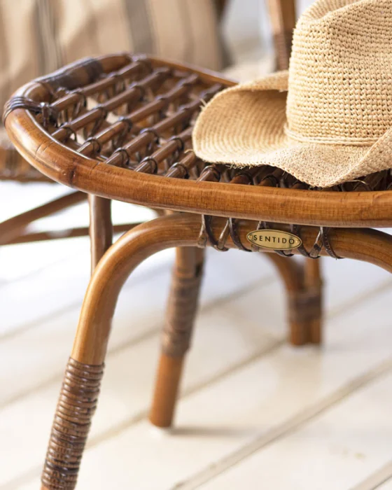 BANQUETA DE RATTAN MARRON en Marrón - Butacas, banquetas y puffs, Uruguay | Sentido Jose Ignacio, vista 2
