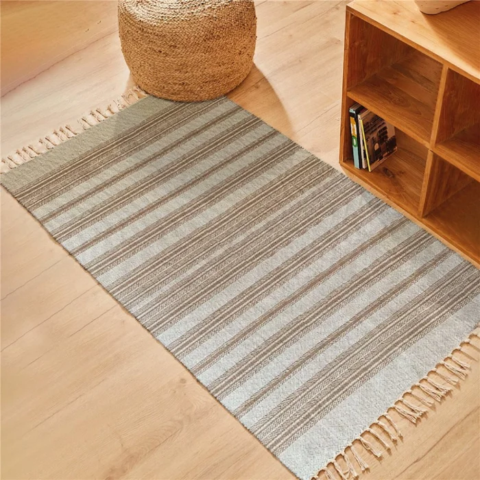 ALFOMBRA 69X114CM FLECOS LINEAS NATURAL en Madera natural - Alfombras, Uruguay | Koz, vista 2
