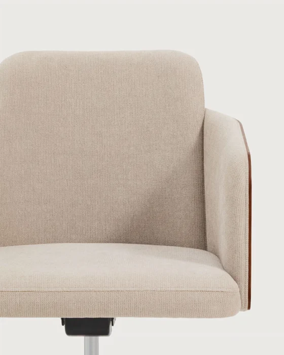 Silla de escritorio Madai de chenilla - marrón y chapa de fresno con acabado nogal FSC Mix Credit en Marrón - Escritorios y sillas de escritorio, Uruguay | Kavehome, vista 3