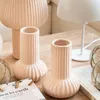 LAMPARA HONGUITO WHITE - 25 X 35 CMS en Blanco - Lámparas de mesa, Uruguay | La Iberica, vista 7 de 7