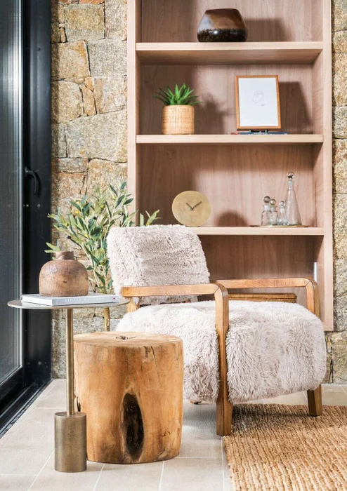 BUTACA WOOLY - WALNUT Y PELO LARGO en Beige - Butacas, banquetas y puffs, Uruguay | La Iberica, vista 21