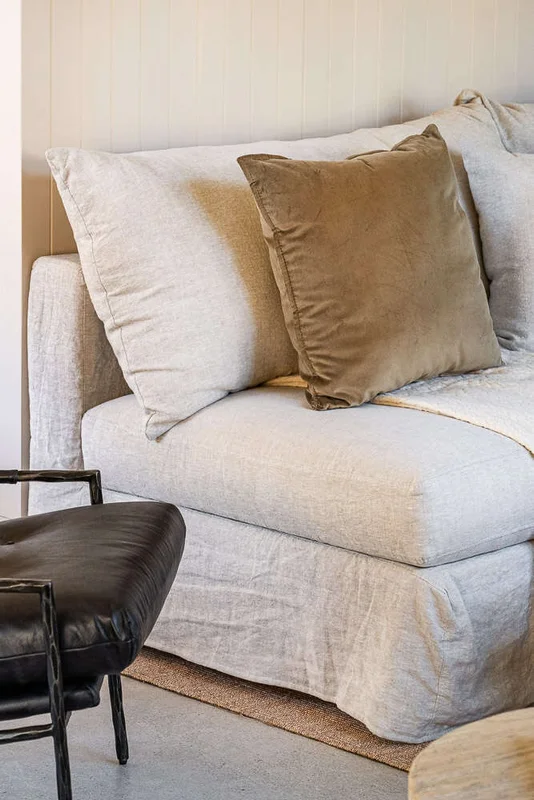 SILLON MANUELA ESQUINERO CON 1 POSABRAZOS - LINO en Blanco - Sillones y sofás, Uruguay | La Iberica, vista 16