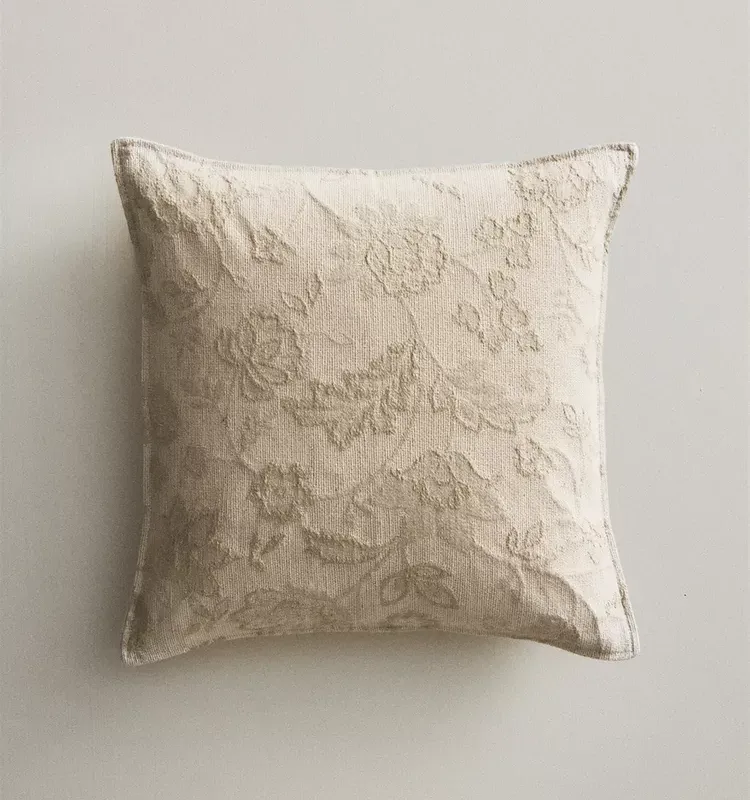 FUNDA COJÍN JACQUARD - Textiles, Uruguay | Zara Home