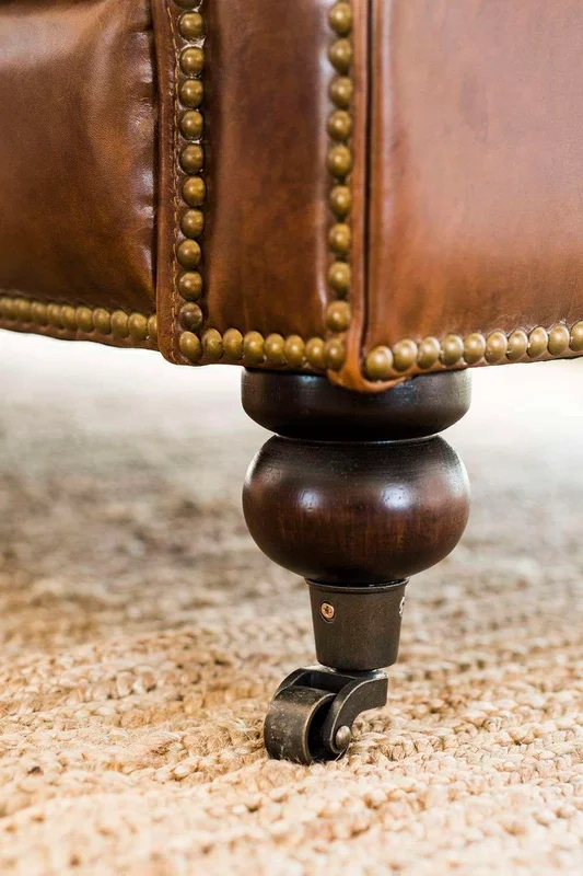 SILLON CHESTERFIELD CUERO ITALIANO - 3 CUERPOS en Marrón - Sillones y sofás, Uruguay | La Iberica, vista 17