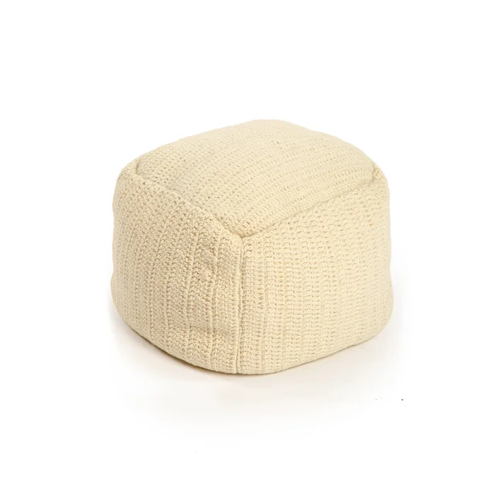 Pouf Bora en Beige - Sillas, Uruguay | Walnut, vista 2