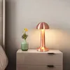 Lámpara de Mesa Samoa Portátil Recargable Red Bronze en Cobre - Lámparas de mesa, Uruguay | Serlux, vista 2 de 5