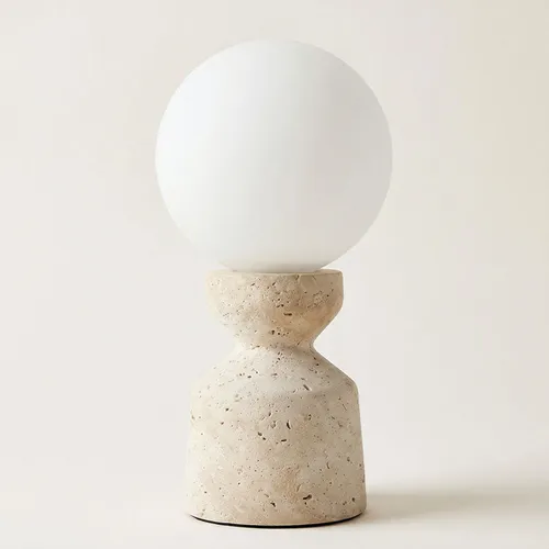 LÁMPARA TRAVERTINO GLOBO en Beige - Lámparas de mesa, Uruguay | Cabana