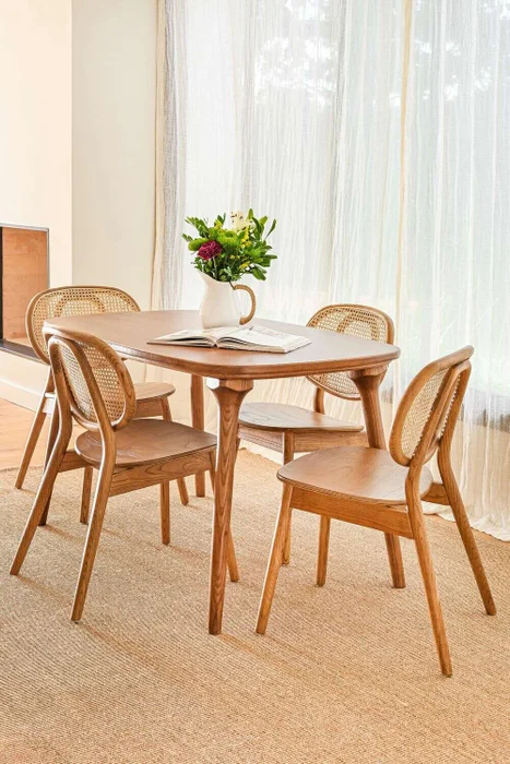 MESA COMEDOR PETIT OVAL - 1.30 X 0.80 MTS en Madera natural - Mesas de comedor, Uruguay | La Iberica, vista 2