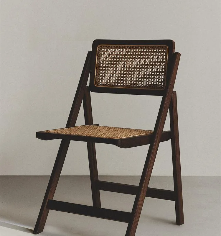 SILLA PLEGABLE MADERA Y RATÁN en Madera natural - Sillas, Uruguay | Zara Home