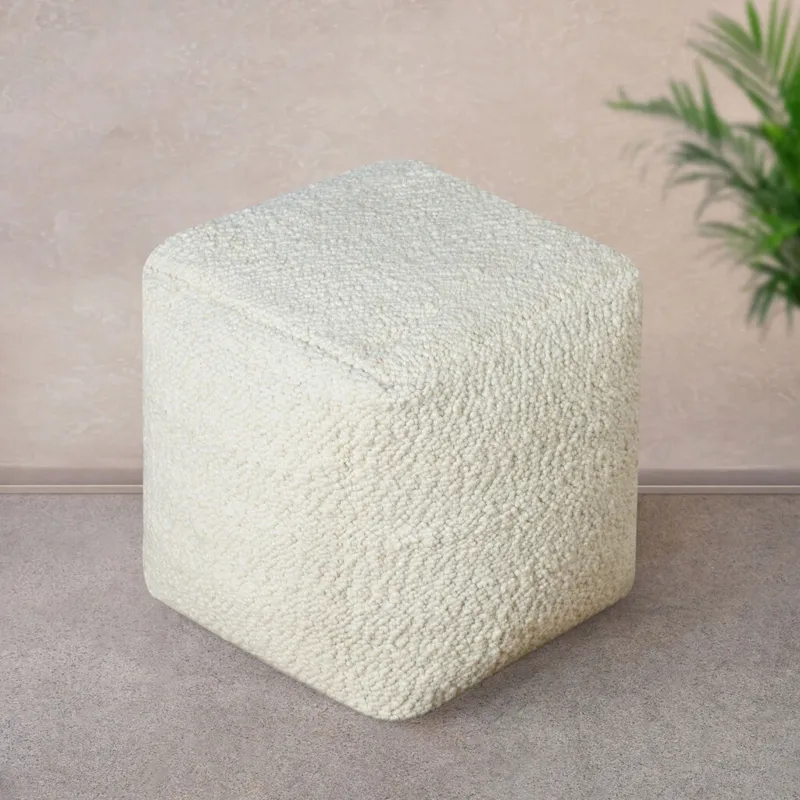 Pouf Bushlane Lana Lana Natural en Blanco - Textiles, Uruguay | Divino
