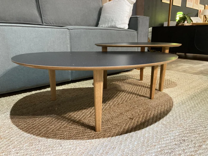 Conjunto Mesa de Centro Capri – Negro en Madera natural - Mesas de living, Uruguay | Berna Home, vista 6