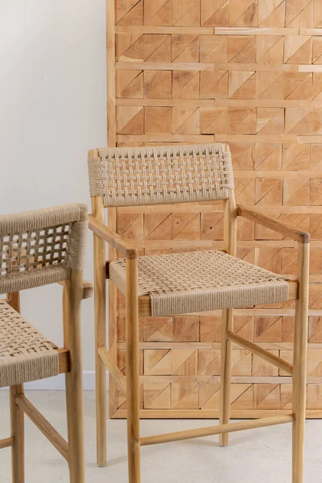 Banqueta en teca y fibra loom en Beige - Butacas, banquetas y puffs, Uruguay | Entrecasa, vista 3