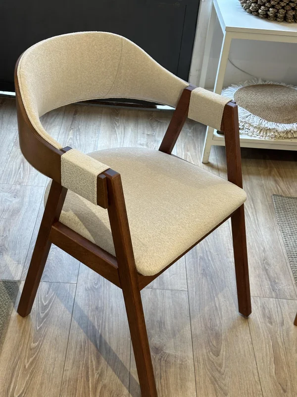 SILLA ZENIT madera tono Roble Carvalho en Marrón - Muebles, Uruguay | Indrana, vista 4