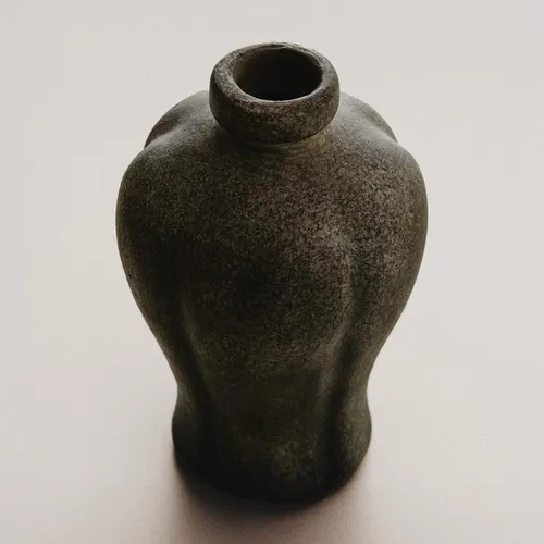 JARRÓN TERRACOTA UNIFORME en Terracota - Jarrones, Uruguay | Zara Home