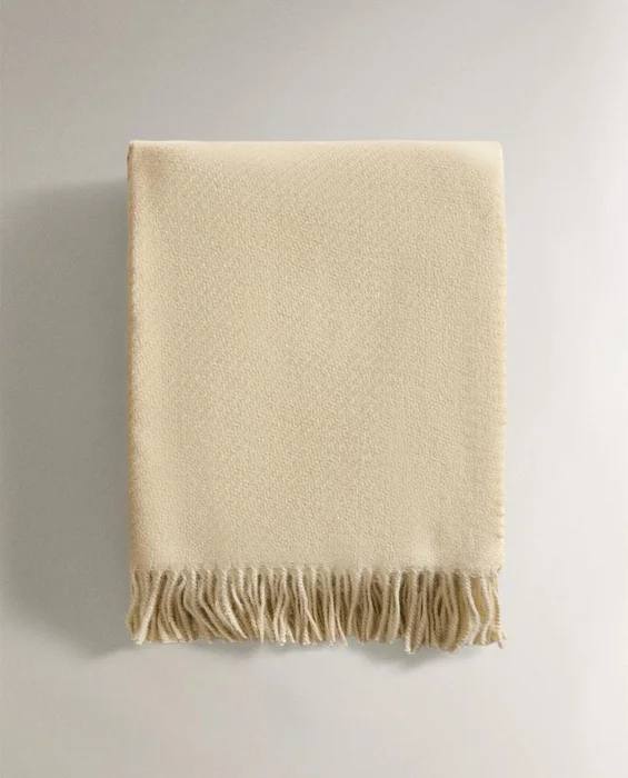 MANTA ESTRUCTURA LISA en Beige - Textiles, Uruguay | Zara Home, vista 5