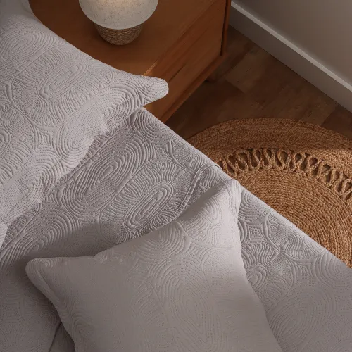 Set Colcha Con Funda Hot Press YJA 160×230 en Beige - Textiles, Uruguay | Tiendas Montevideo