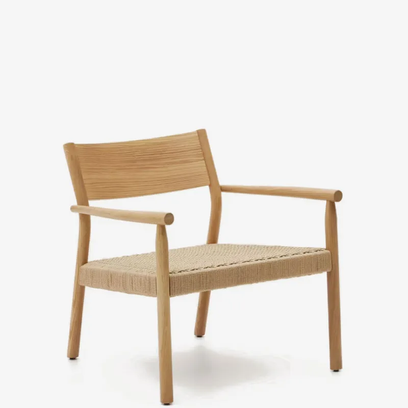 Butaca Yalia de madera maciza roble FSC 100% - acabado natural y asiento de cuerda de papel en Madera natural - Butacas, banquetas y puffs, Uruguay | Kavehome