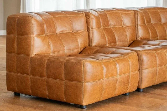 BUTACA COLUMBIA - CUERO ITALIANO CARAMELO en Marrón - Sillones y sofás, Uruguay | La Iberica, vista 7