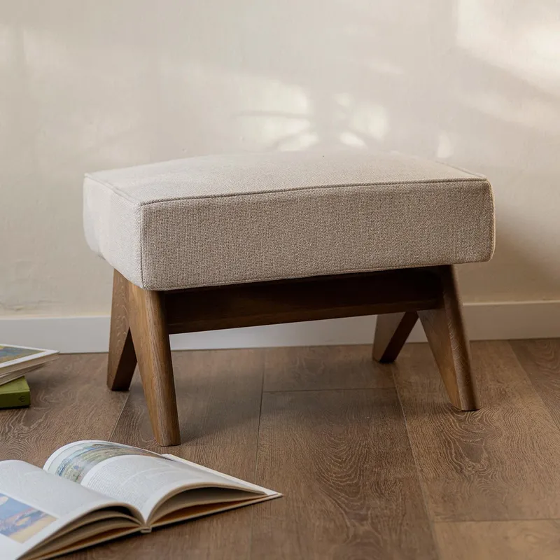 Banqueta Pierre beige en Beige - Sillones y sofás, Uruguay | De Arcos