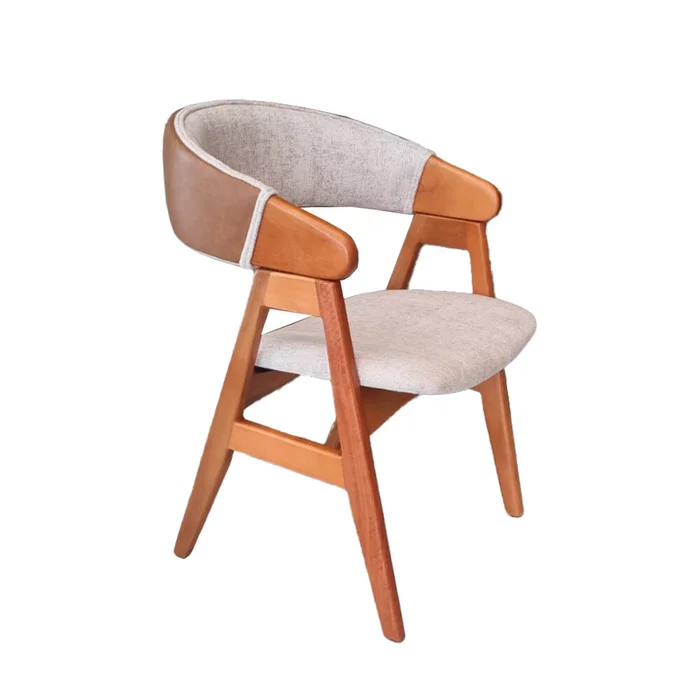 Silla Brizza Nogueira / 127 /costa 115 en Marrón - Sillas, Uruguay | Castro