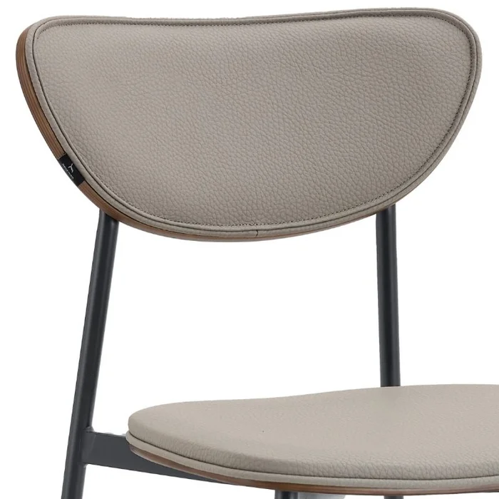 Silla Doménica / Beige en Beige - Sillas, Uruguay | Fábrica Italiana, vista 2